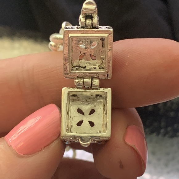 Prayer Box inspirational Necklace. - Picture 9 of 10